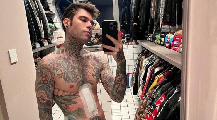 Fedez: Δώρισε ένα φορτηγό με φάρμακα για τους πληγέντες στην Ουκρανία [εικόνες]