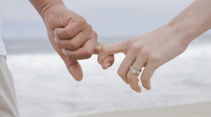 Αυτή είναι η ιδανική ηλικία για γάμο 