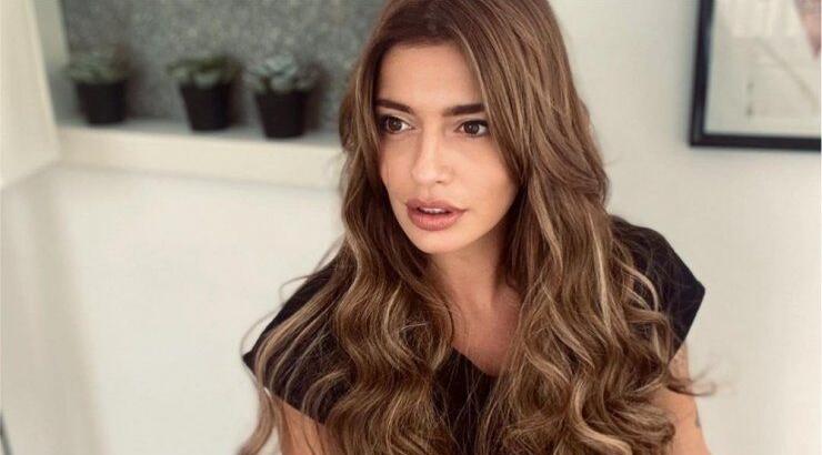 Χαριτίνη Ηλιάδου: Αποκαλύπτει ποιος ήταν ο πρώτος της έρωτας και ποιον της θύμιζε [εικόνα]