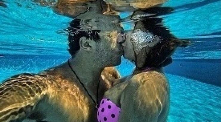 Υποβρύχια φιλιά για τους...