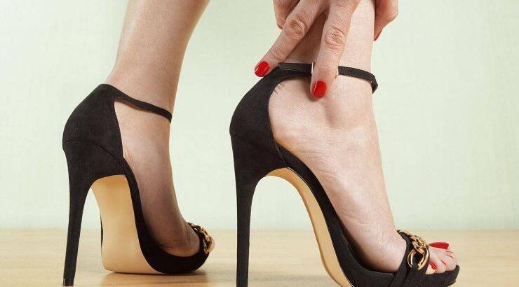 Τακούνια: πόσο και πως θα πρέπει να τα φοράμε