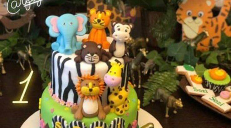 Η κορούλα ζευγαριού της κοσμικής ζωής του νησιού έγινε ενός 