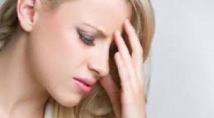 Πονοκέφαλος: Πότε μαρτυρά ανεύρυσμα, μηνιγγίτιδα ή αιμάτωμα 