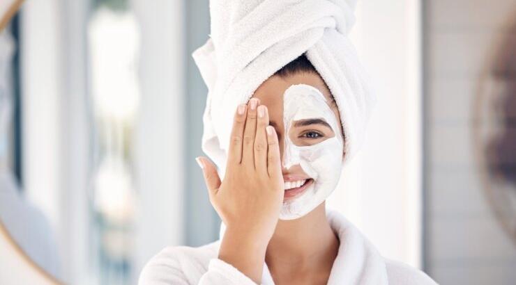 After vacations: Φτιάξε μόνη σου μια DIY face mask για αναζωογόνηση και ενυδάτωση 
