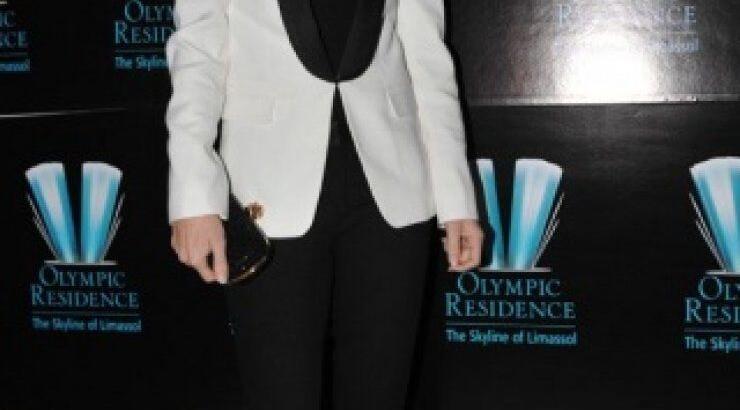 Ήβη Κυπριανού: Πιο stylish από ποτέ στη Μύκονο στην αγκαλιά του συντρόφου της Αλέξη Ζαχαρίου