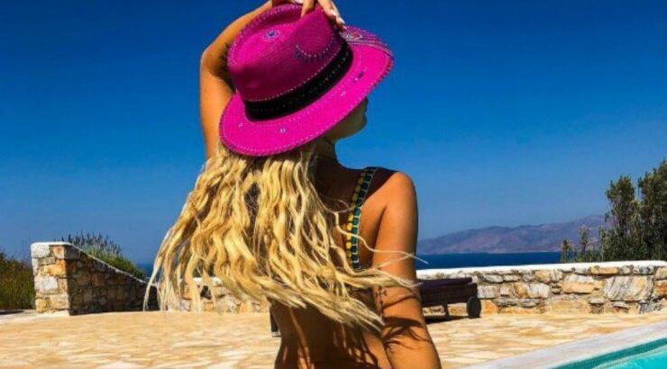 Προκαλεί με τις δηλώσεις της επώνυμη Ελληνίδα. “Δεν χωράω στο σπίτι μου από τα ρούχα που έχω και είμαι ένα απλό κορίτσι” 