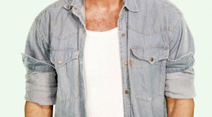 Η κινηματογραφική έξοδος του Αντώνη Κανάκη και της συντρόφου του από το μαιευτήριο