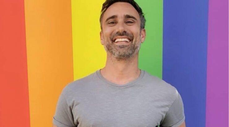 Γιώργος Καπουτζίδης για πασίγνωστο Έλληνα παρουσιαστή: "Κάνει καριέρα στην τηλεόραση με το να κοροϊδεύει τους άλλους"