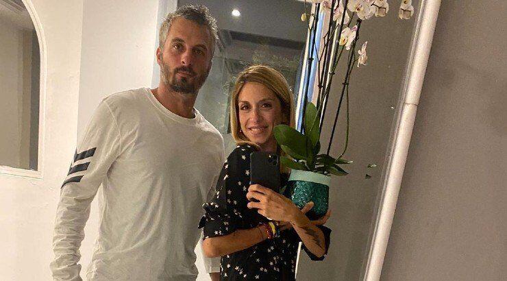 Σοφία Καρβέλα: Αποκάλυψε το διαζύγιο από τον Θανάση Πανουργιά! 