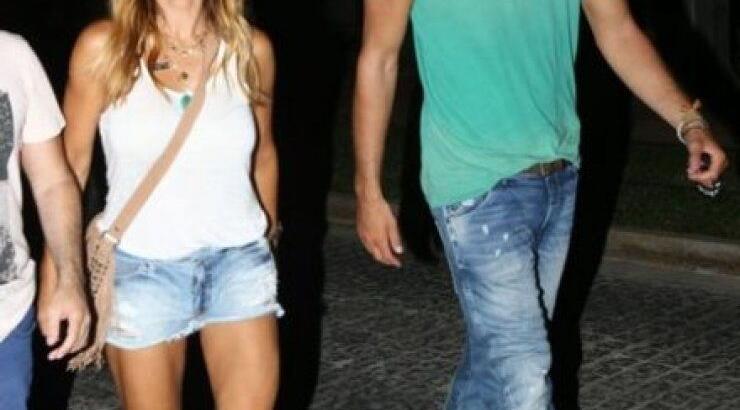 Γιώργος Μπόγρης: Δείτε με ποια γνωστή ηθοποιό κάνει διακοπές ο πρώην σύντροφός της Έλλης Κοκκίνου