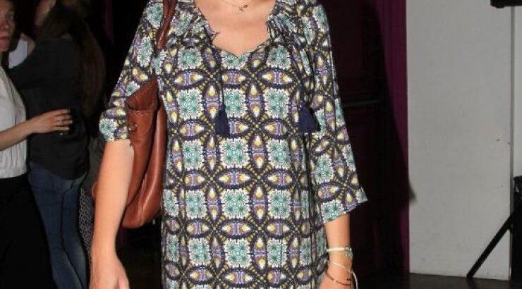 Έμιλυ Κολιανδρή: Στιλάτη και αδυνατισμένη 5 μήνες μετά τη γέννα