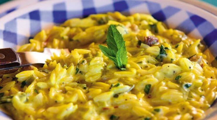 Κριθαράκι με γιαούρτι και σαφράν