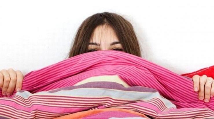 6 μυστικά για να σηκώνεσαι πιο εύκολα το πρωί απ