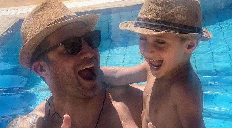 Κυριάκος Πελεκάνος: Τραγουδάει με τον γιο του, Κριστιάν και τους λατρέψαμε! [βίντεο]