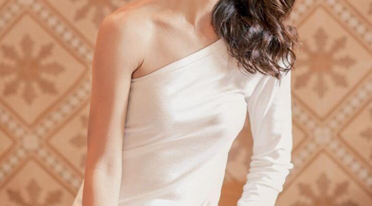 Κατερίνα Λέχου: Περιγράφει το νυφικό που φόρεσε στον κρυφό γάμο της