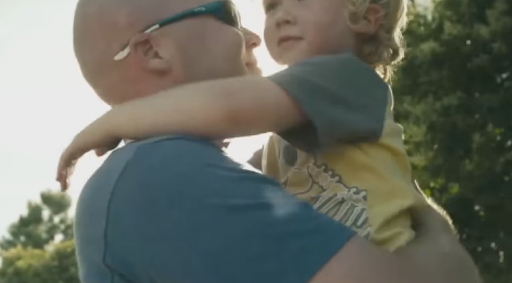 Τι σημαίνει “να είσαι άντρας” στο 2015! [βίντεο]