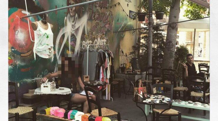 Κύπρια ηθοποιός πουλάει τις δημιουργίες της στο κέντρο της Λευκωσίας!