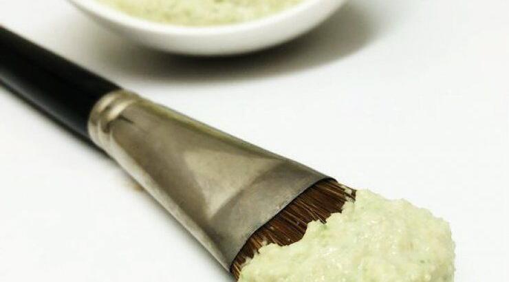 DIY: Super μαλακτική μάσκα προσώπου με αγγούρι και βρώμη
