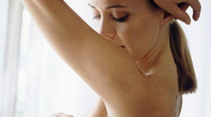 Η ήπια σωματική άσκηση προστατεύει από τον καρκίνο του μαστού