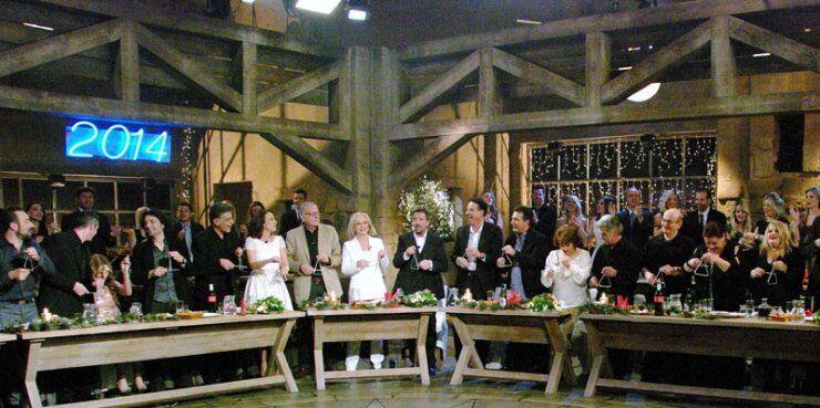 «Στην υγειά μας ρε παιδιά»: Αλλάζουμε τον χρόνο μαζί!