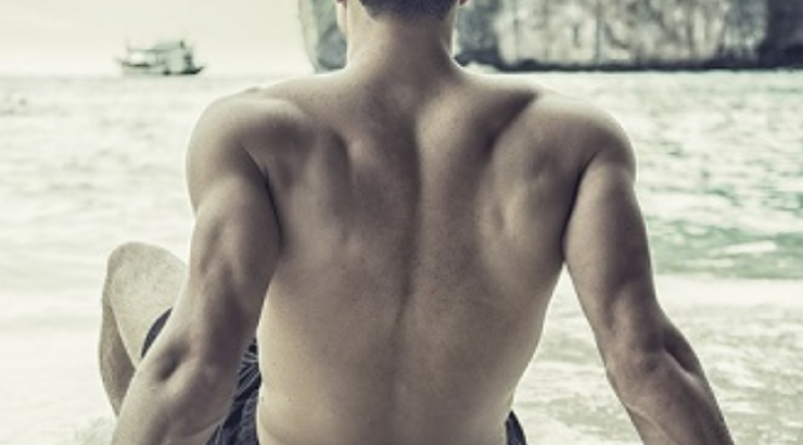 Αυτό το χαρακτηριστικό του ανδρικού κορμιού ξετρελαίνει τις γυναίκες!
