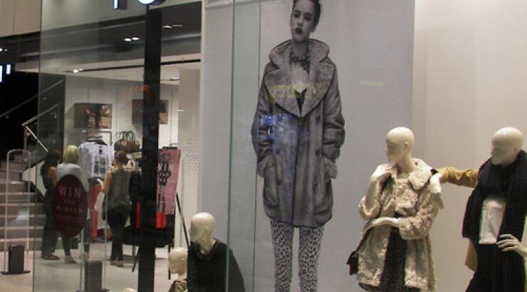 Tέλος στις αδύνατες κούκλες για το Topshop