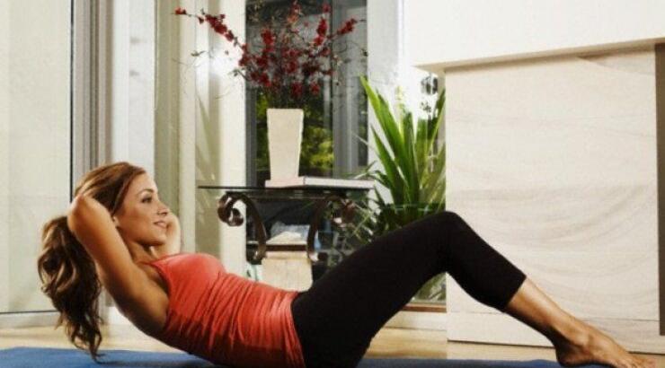 Κύφωση: 4+4 τρόποι να τη δείτε και να την αντιμετωπίσετε