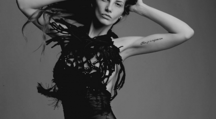 Βανέσα Οτίλια: Η Ελληνίδα που κατακτά τις ισπανικές πασαρέλες