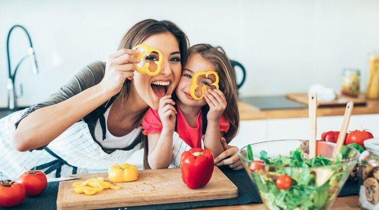 Τα πέντε πιο συχνά λάθη που κάνουν οι γονείς στη διατροφή των παιδιών τους