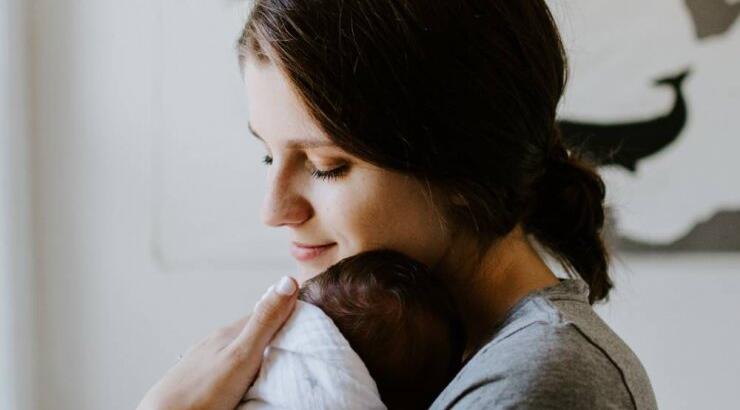 Όλα όσα χρειάζεται να γνωρίζει μία γυναίκα για τη ζωή της ως μαμά 