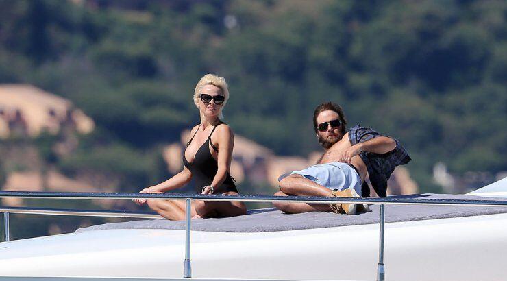 Χαλαρές στιγμές για την Pamela Anderson [εικόνες]