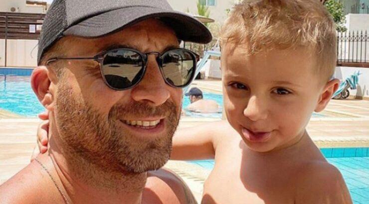 Κυριάκος Πελεκάνος: Είδαμε τον γιο του να κάνει κοιλιακούς και είναι πολύ γλυκός [βίντεο]