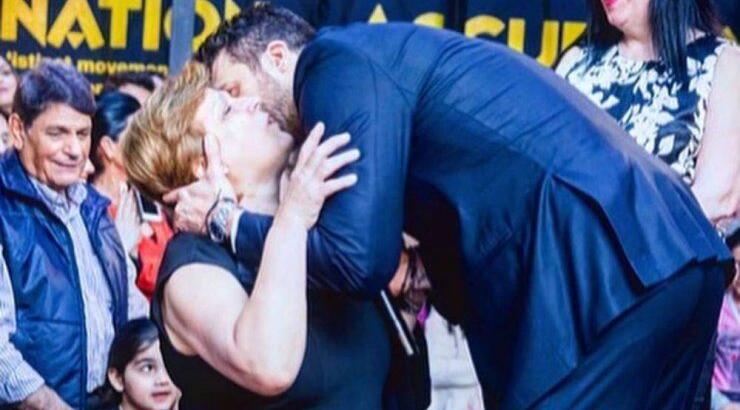 Κυριάκος Πελεκάνος: Η συγκινητική ανάρτηση για την απώλεια της μητέρας του [βίντεο]