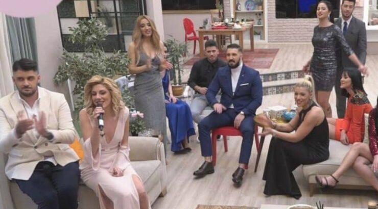 Διπλή αποχώρηση στο "Power of Love" [βίντεο]