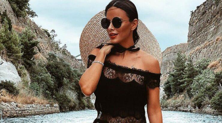 Ramona Filip: Η εντυπωσιακή της βουτιά στα καταγάλανα νερά του Ιονίου [βίντεο]