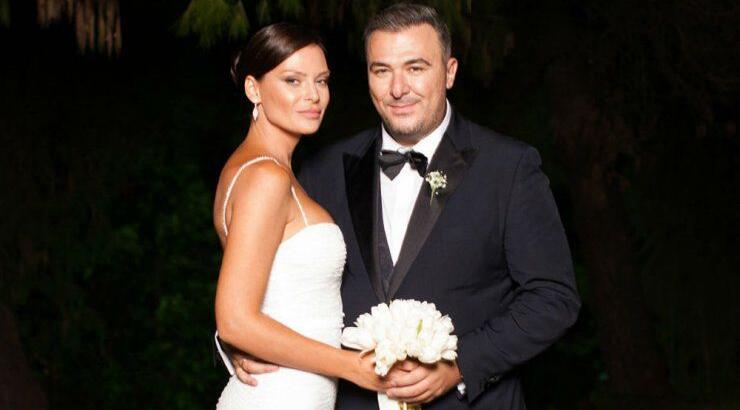 Αντώνης Ρέμος - Υβόννη Μπόσνιακ: Είδαμε το μοντέρνο υπνοδωμάτιό τους! [βίντεο]