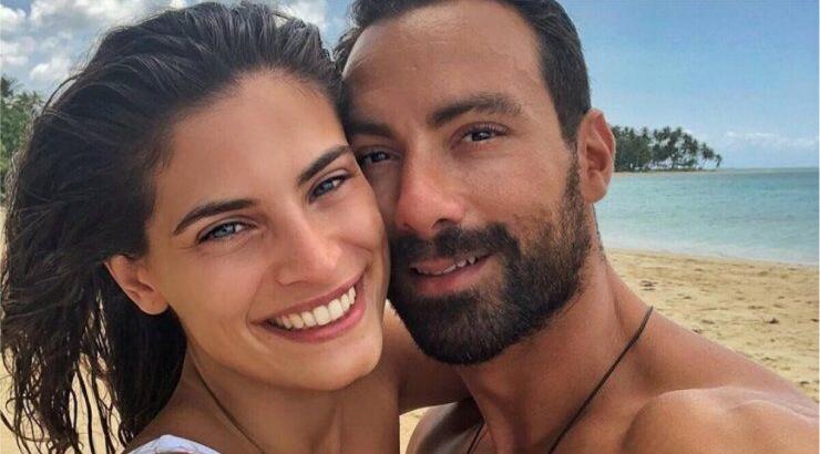 Τανιμανίδης - Μπόμπα: Βγήκαν βόλτα κρατώντας στην αγκαλιά τους από μια κόρη τους [εικόνες]