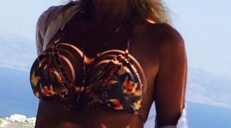 Xριστίνα Παππά: Ποζάρει στις διακοπές της με μπικίνι και δίχως ρετούς!