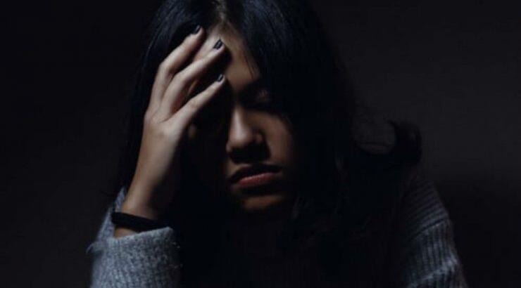 Ο εύκολος και γρήγορος τρόπος να απαλλαγείς από τον πονόλαιμο 