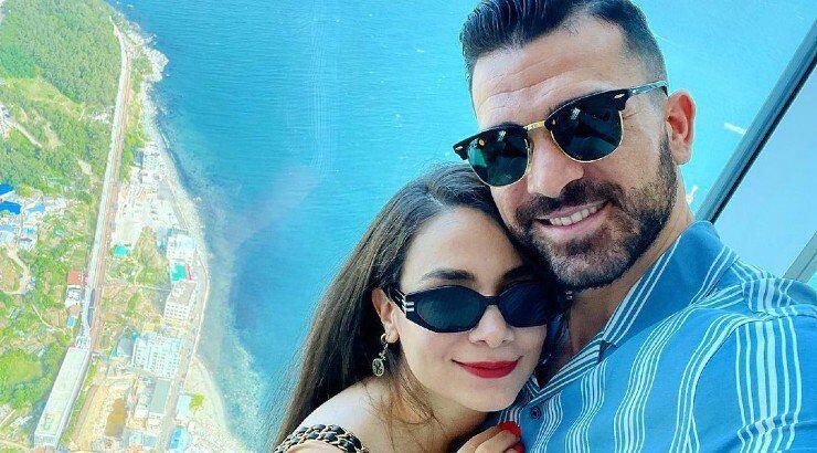 Βαλεντίνος Σιέλης – Φλωρεντία Σαββίδου: Γιόρτασαν την επέτειό τους στο υψηλότερο κτήριο στο Busan!