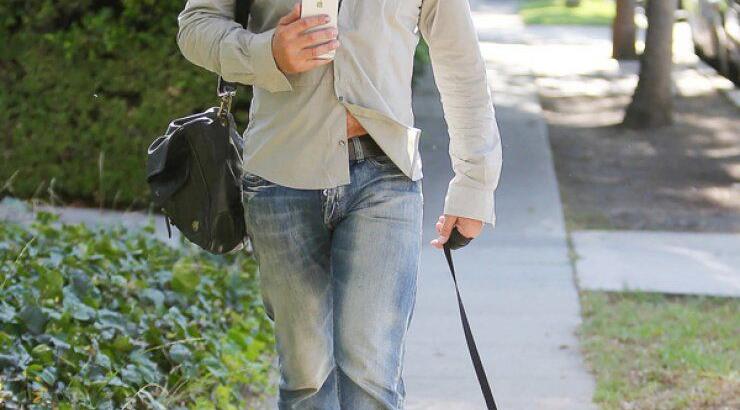 Lolita: Η νέα αγαπημένη πασίγνωστου γοητευτικού ηθοποιού [εικόνες]