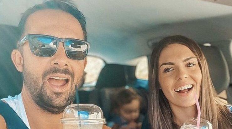 Κρίστη Αγαπίου - Πανίκος Λειβαδιώτης: Οι πρώτες εικόνες στο μαιευτήριο με τον νεογέννητο γιο τους