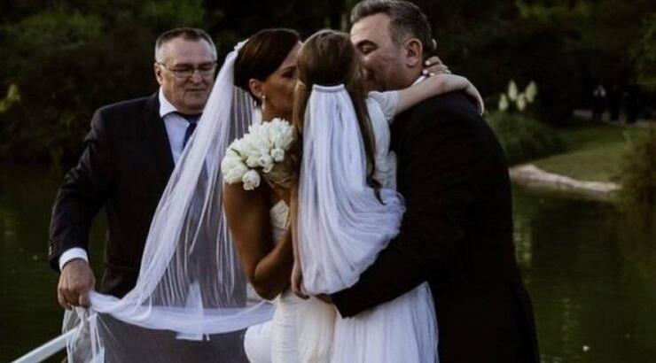 Αντώνης Ρέμος: Η εικόνα που ανήρτησε με την κόρη του στα καμαρίνια 