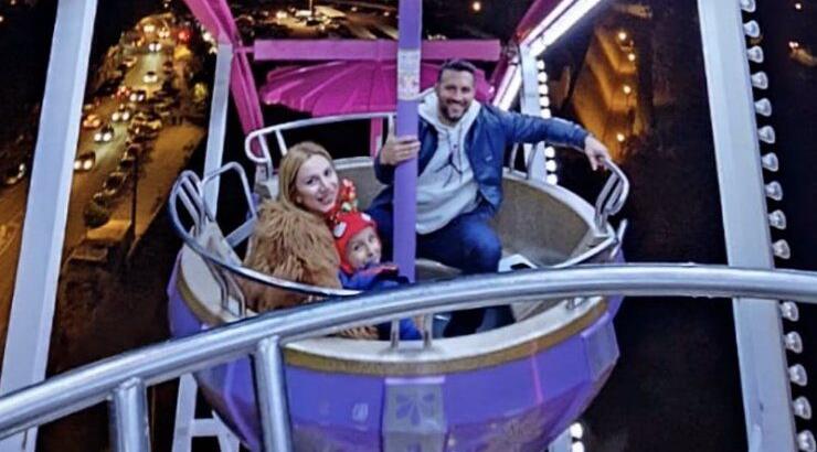 Κυριάκος Πελεκάνος: Αν και έχει υψοφοβία ανέβηκε για χάρη του γιού του στον τροχό του λούνα παρκ 