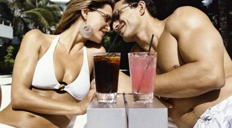 4 σημάδια που δείχνουν πως σας θέλει για σχέση!