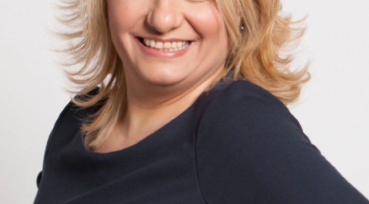 Θέκλα Πετρίδου: Δείτε για πρώτη φορά τον πατέρα της που είναι ιερέας! [βίντεο]