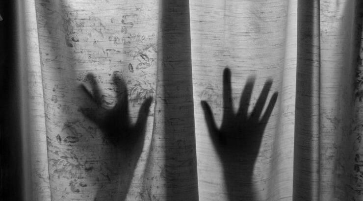 Γυναίκες με κοτσίδες και κινητά στόχος των βιαστών