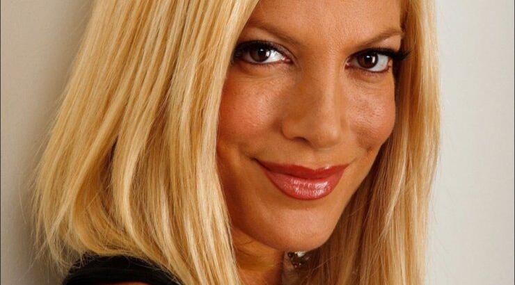 Σε καραντίνα η Tori Spelling λόγω συμπτωμάτων έμπολα [βίντεο]