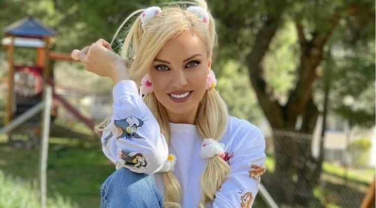 Τζούλια Νόβα: "Winter vibes" μαζί με την νεογέννητη κορούλα της [εικόνες]