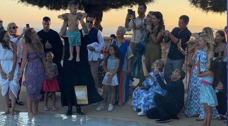 Φωτεινή Αθερίδου: Για ποιο λόγο βάφτισε τον γιο της σε πισίνα;